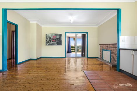 Property photo of 2 Leahy Crescent Gwynneville NSW 2500