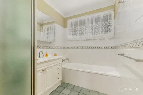 Property photo of 101 Thirroul Road Kanahooka NSW 2530