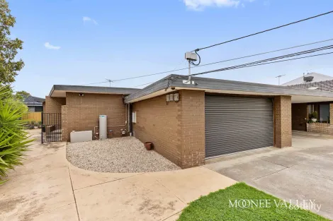 20a Sovereign Way, Avondale Heights, VIC 3034