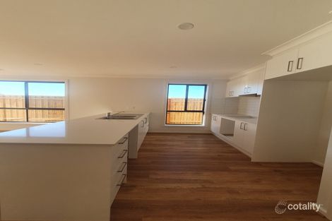 Property photo of 12 Pigdon Street Weir Views VIC 3338