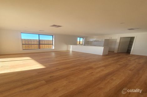 Property photo of 12 Pigdon Street Weir Views VIC 3338