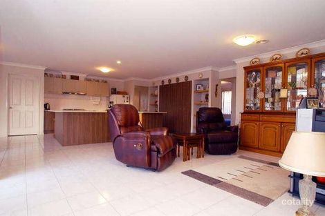 Property photo of 55 Cherryhills Drive Cranbourne VIC 3977