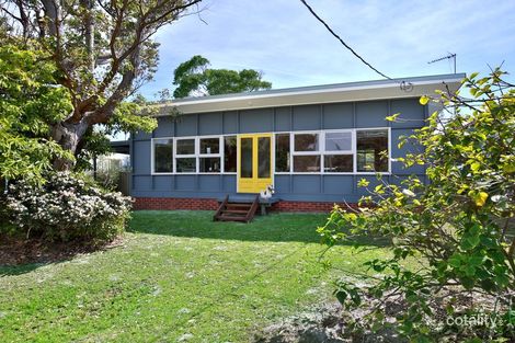 11 Lamond St, Currarong, NSW 2540