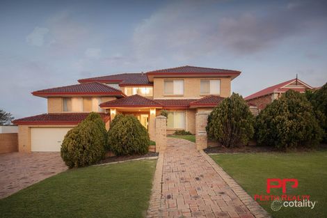 Property photo of 24 Rossiter Way Winthrop WA 6150