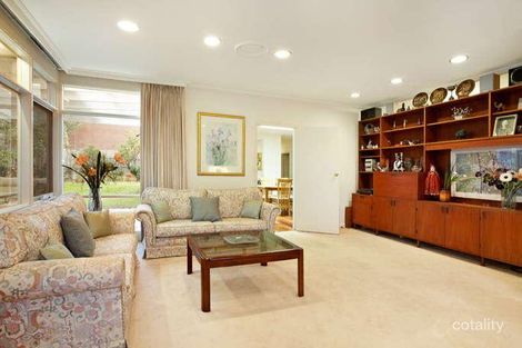 Property photo of 7 Palm Avenue Caulfield North VIC 3161