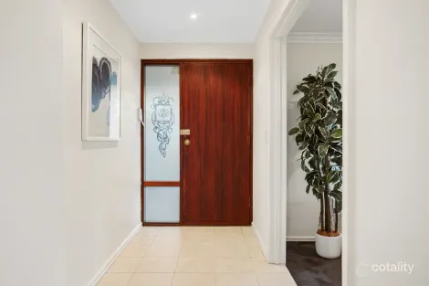 Property photo of 8 Ruthven Place Duncraig WA 6023