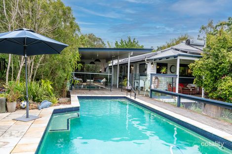 153 Mclean Rd S, Camp Mountain, QLD 4520