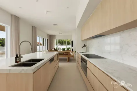 Property photo of 15 Martock Street Camp Hill QLD 4152