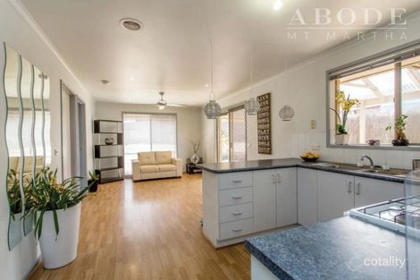 Property photo of 1 Toparoa Lane Mount Martha VIC 3934