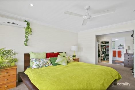 Property photo of 1/10 Nevenia Street Labrador QLD 4215