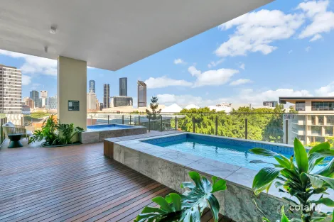 Property photo of 51 Fish Lane South Brisbane QLD 4101
