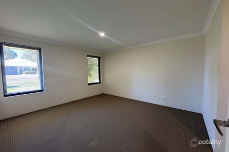 Property photo of 12 St Pierre Loop Meadow Springs WA 6210