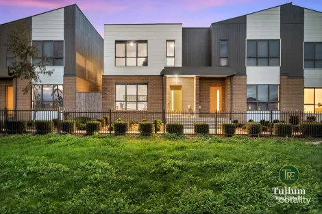 Property photo of 16 Delosperma Mews Clyde VIC 3978
