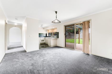 Property photo of 13 Denham Crescent Cranbourne North VIC 3977