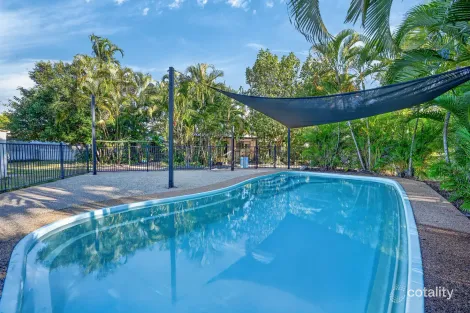 101 Marina Dr, Bushland Beach, QLD 4818