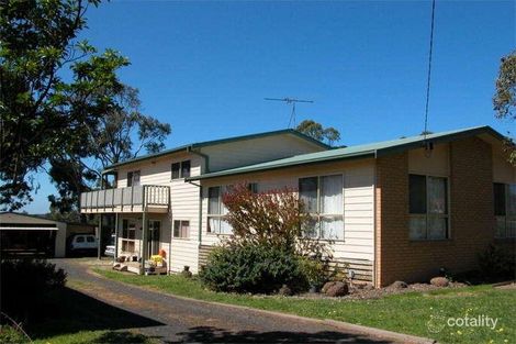 17 Walton St, Cowes, VIC 3922