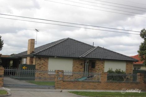 22 Mcfadzean Ave, Reservoir, VIC 3073