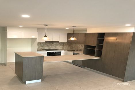 Property photo of 13/19 Shine Court Birtinya QLD 4575