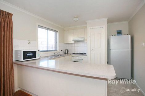 Property photo of 4 Nyah Place Cranbourne West VIC 3977