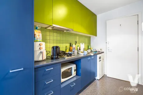 Property photo of 215/141 Waverley Road Malvern East VIC 3145