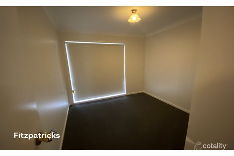 Property photo of 84 Undurra Drive Glenfield Park NSW 2650