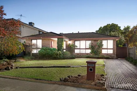 42 RANDWICK DR, KEILOR PARK, VIC 3042