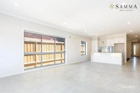 Property photo of 14 League Street Werribee VIC 3030