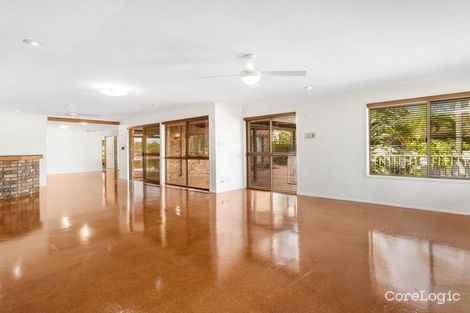 Property photo of 30 Hannah Street Mount Ommaney QLD 4074