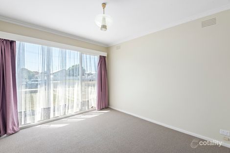 Property photo of 2 Rose Court Newcomb VIC 3219