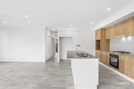 Property photo of 8 Masthead Road Cannon Valley QLD 4800