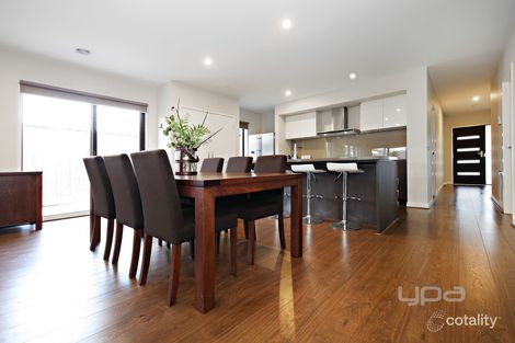 Property photo of 4 Keynes Circuit Fraser Rise VIC 3336