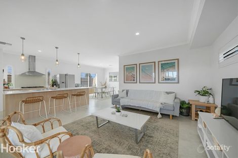 Property photo of 112 Reflection Boulevard Jindalee WA 6036