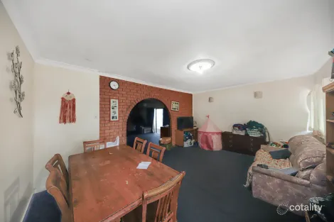 Property photo of 10 Kinred Street Tumut NSW 2720
