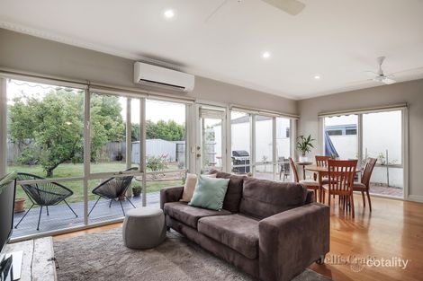 Property photo of 12 Albert Road Carnegie VIC 3163