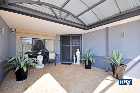 Property photo of 12 Cotula Avenue Bennett Springs WA 6063