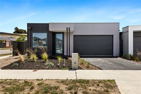 25 Timberline Pkwy, Pakenham, VIC 3810