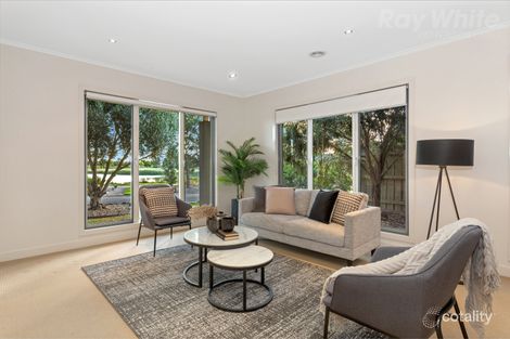 Property photo of 6 Macquarie Circle Waterways VIC 3195
