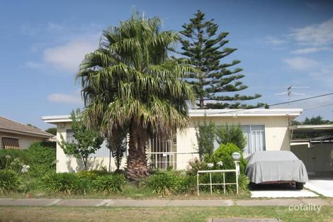 31 Ivanhoe Ave, St Albans, VIC 3021