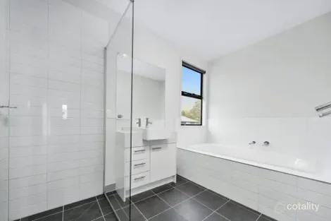 Property photo of 19 Newstead Drive Doreen VIC 3754