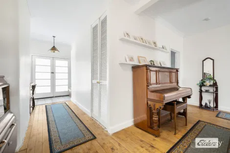 Property photo of 11 High Street Chiltern VIC 3683