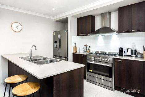 Property photo of 32 Bramley Avenue Charlemont VIC 3217
