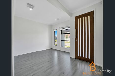 Property photo of 35 Wolin Drive Tarneit VIC 3029