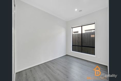 Property photo of 35 Wolin Drive Tarneit VIC 3029