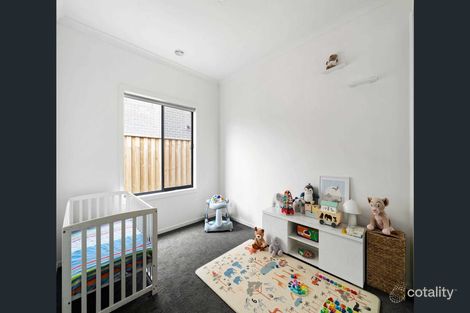 Property photo of 118 Paskas Drive Fraser Rise VIC 3336