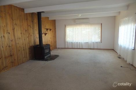 Property photo of 18 College Street Hamilton VIC 3300