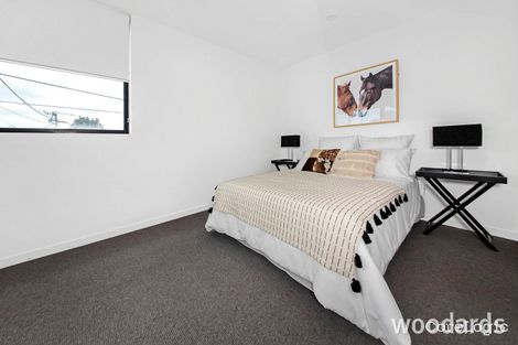 Property photo of 102/1094 Glen Huntly Road Glen Huntly VIC 3163