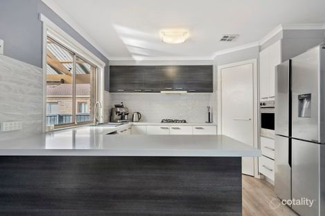 Property photo of 10 Woolmer Court Frankston South VIC 3199