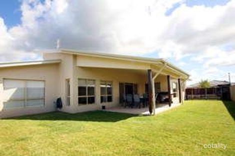 Property photo of 98 Botanical Circuit Banora Point NSW 2486