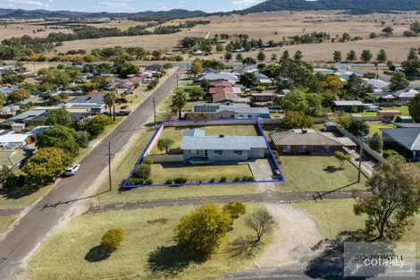 24 Denman Ave, Kootingal, NSW 2352