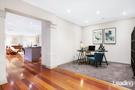 Property photo of 25 Liquidamber Way Sunbury VIC 3429